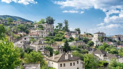 Uitzicht op het dorp van Tsagarada