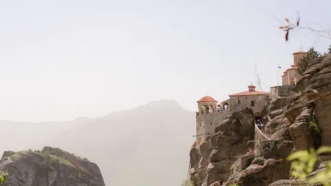 Meteora foto verticaal