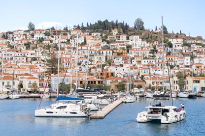Poros: view on the town
