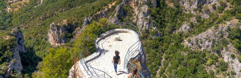 Το Μονοπάτι του Μαινάλου,